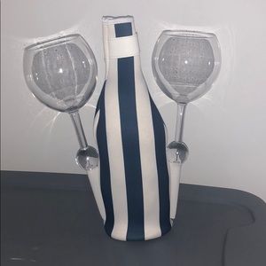 Beach Wine Cooler w/ glasses